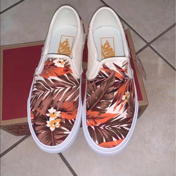 Vans - Picture 3 of 4